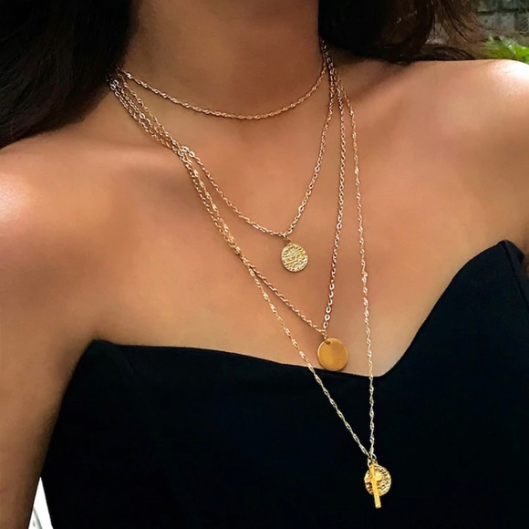 Jewelry - ‫Coin & Cross Layered Pendant Necklace